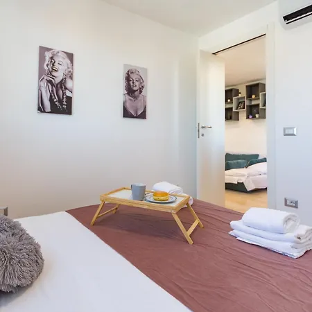 דירה Navigli Panoramica Terrazzo Free Parking Ac Wifi *