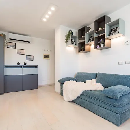 Navigli Panoramica Terrazzo Free Parking Ac Wifi מילאנו