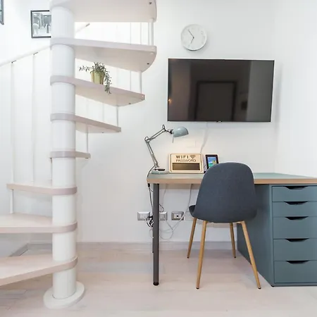 דירה Navigli Panoramica Terrazzo Free Parking Ac Wifi *