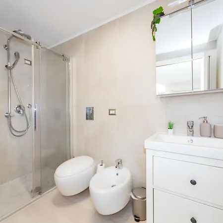 Navigli Panoramica Terrazzo Free Parking Ac Wifi דירה מילאנו